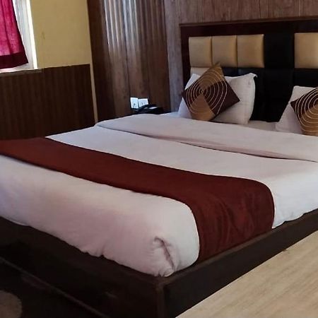 Hotel Apsara , By Soank Hospitality ハリドワール エクステリア 写真