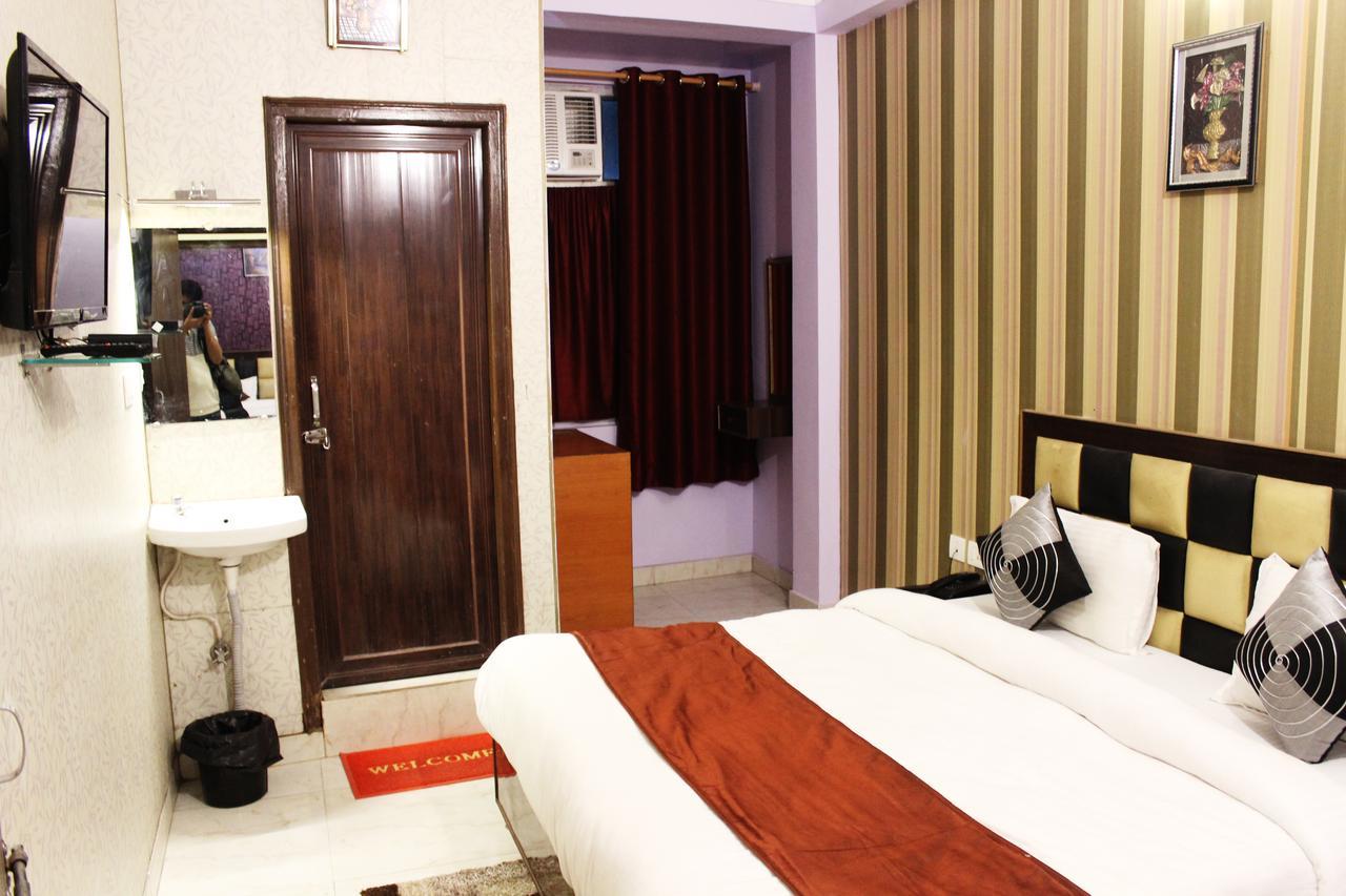 Hotel Apsara , By Soank Hospitality ハリドワール エクステリア 写真